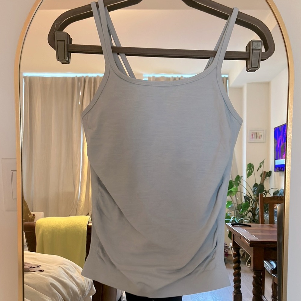 Sweaty Beaty built in bra tank size small